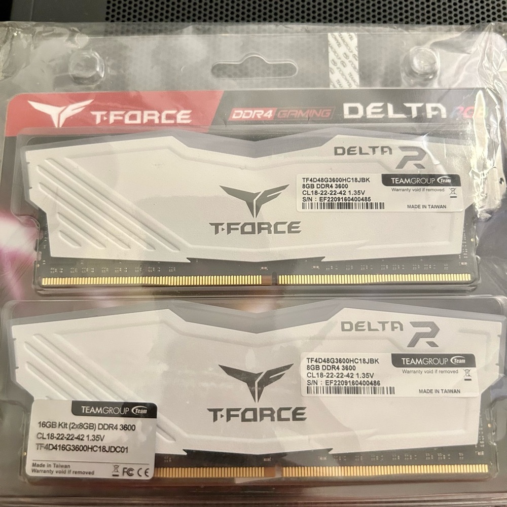 COPY - T-Force Delta RGB DDR4 16GB (2x8GB) 3600MHz (PC4-28800) ram memory